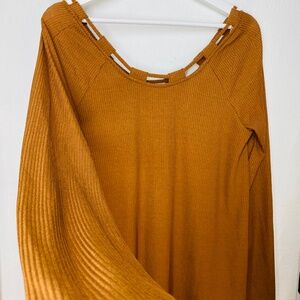 NWT Terracotta Top